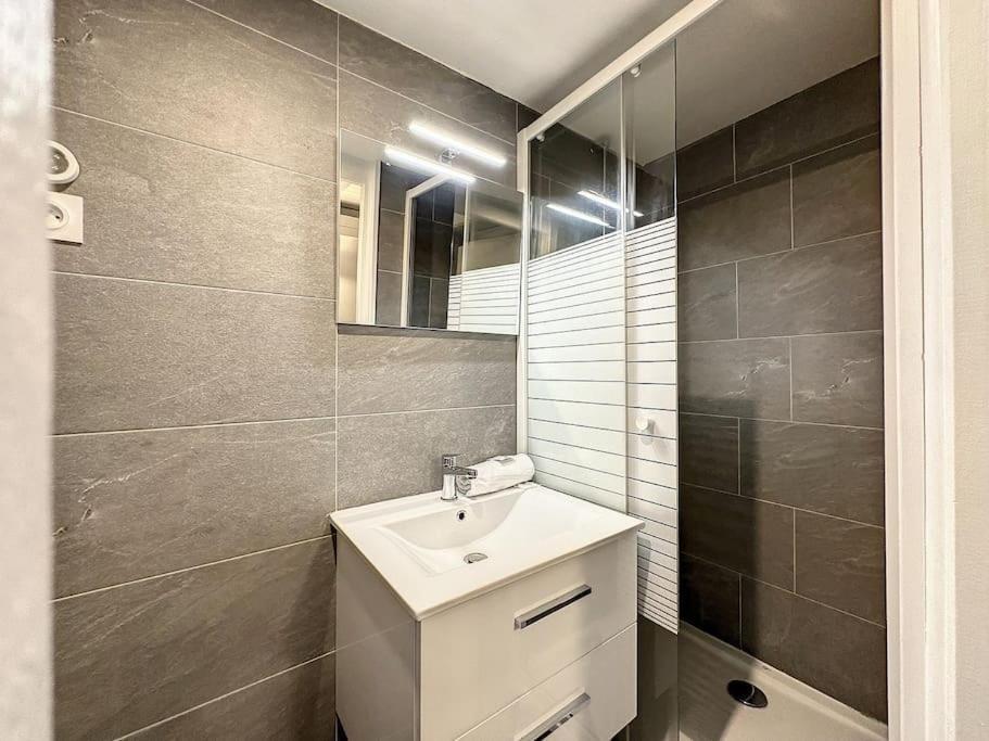Cosy Appt Coeur De Lyon 1 Imbert Apartment Exterior foto
